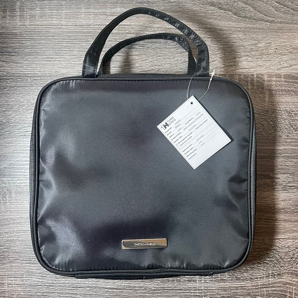 Tartan + Twine Hanging Travel Cosmetic Travel Bag Organizer Black Women's NWT